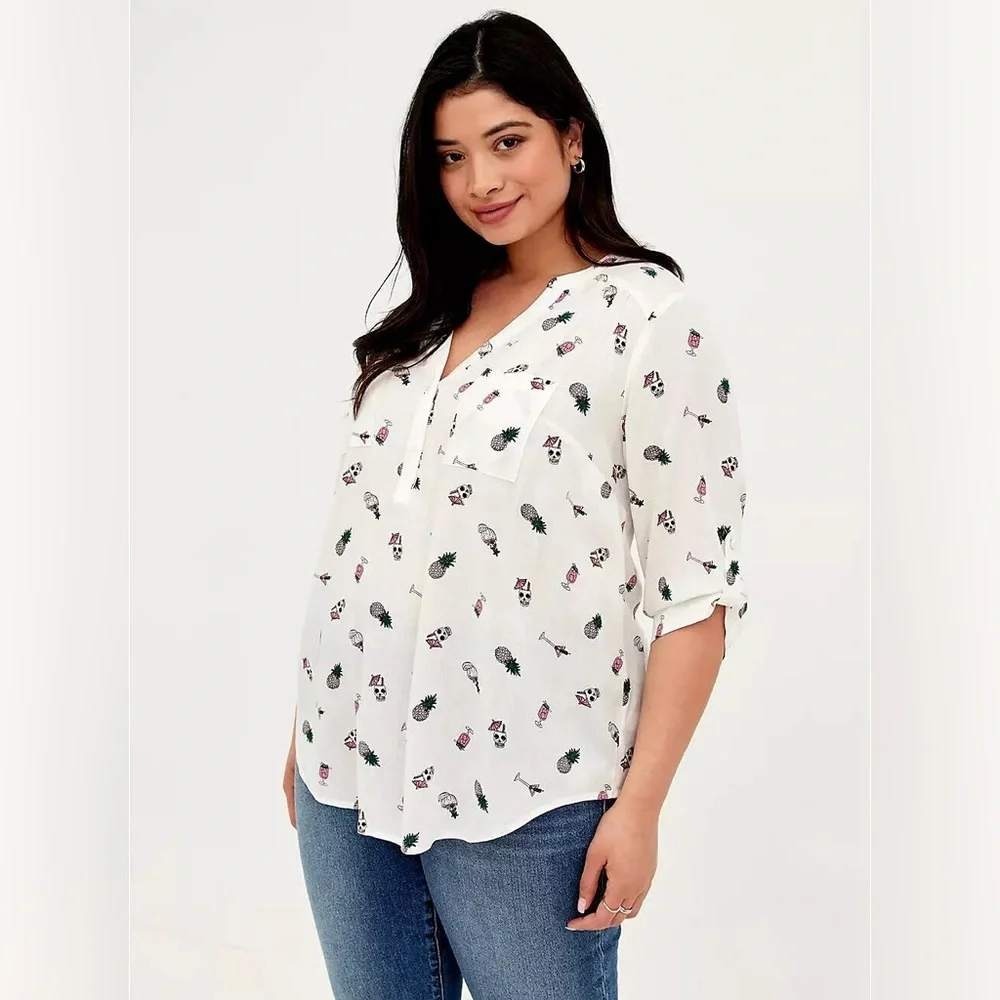 Torrid Harper Skull Happy Hour Pineapple Blouse Edgy Boho White Size 0X